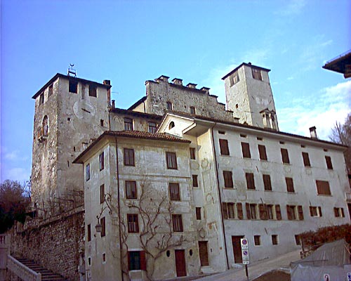 Castello - Piazza Maggiore